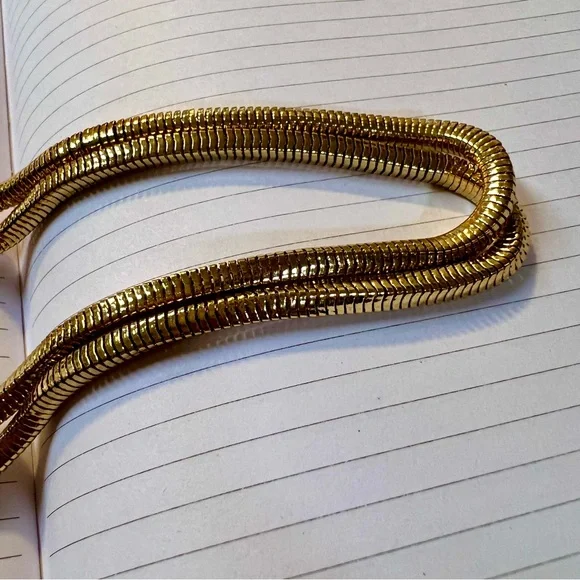 VINCE CAMUTO Gold Plated Statement Tassel Dangling Mesh Pendant Long Necklace - Picture 5 of 10